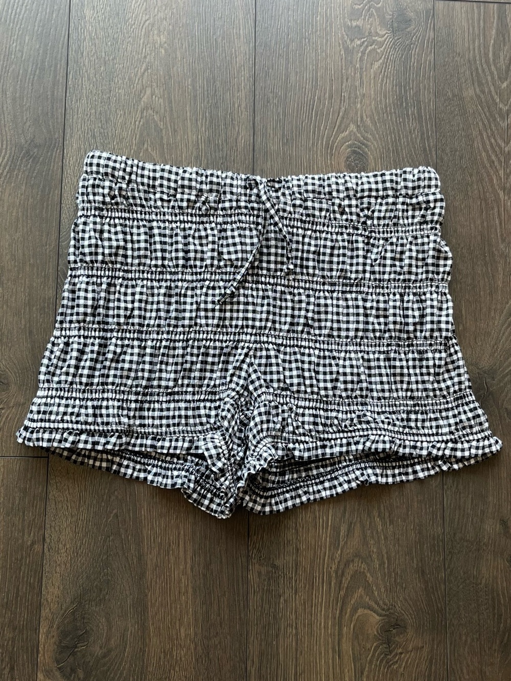 NWOT Beverly and Beck Ruched Gingham Shorts